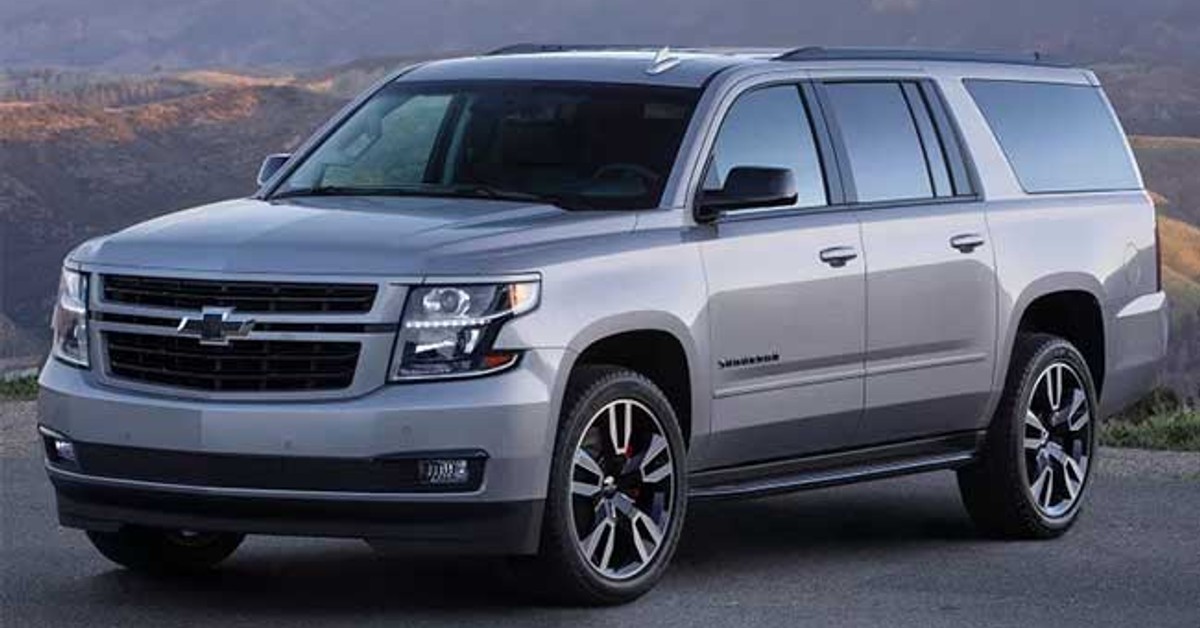 2019 Chevrolet Suburban RST revealed