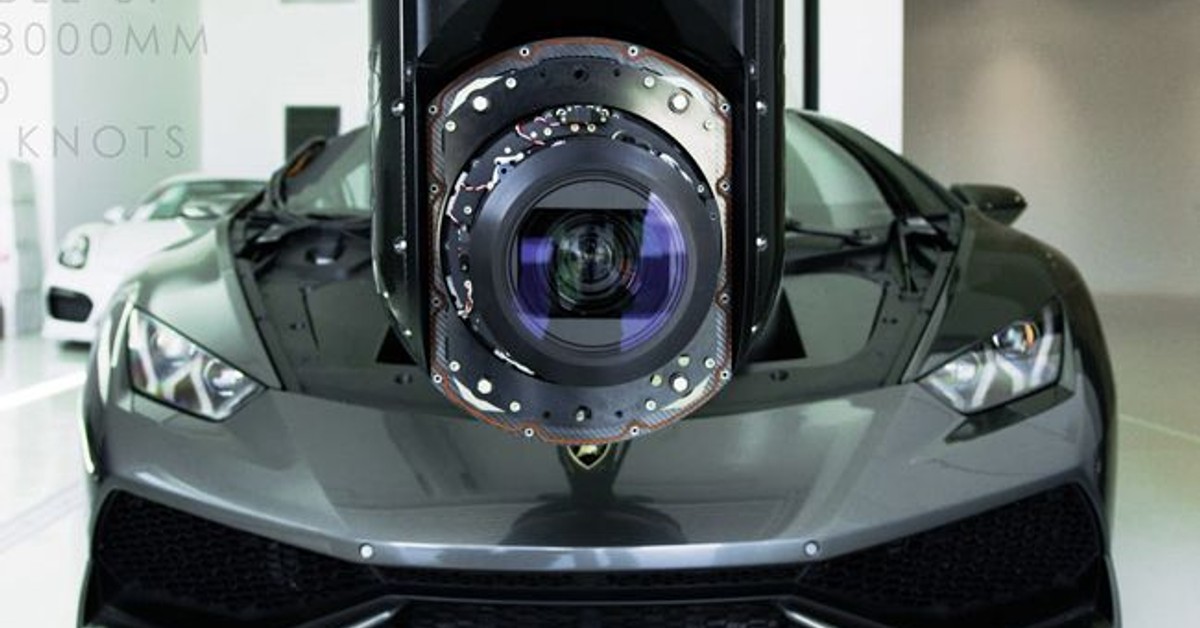 Lamborghini Huracan is the fastest camera car in the world