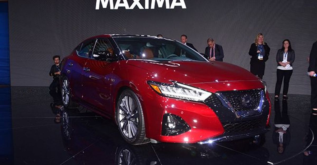 Nissan showcases new Maxima facelift at 2018 Los Angeles Auto Show