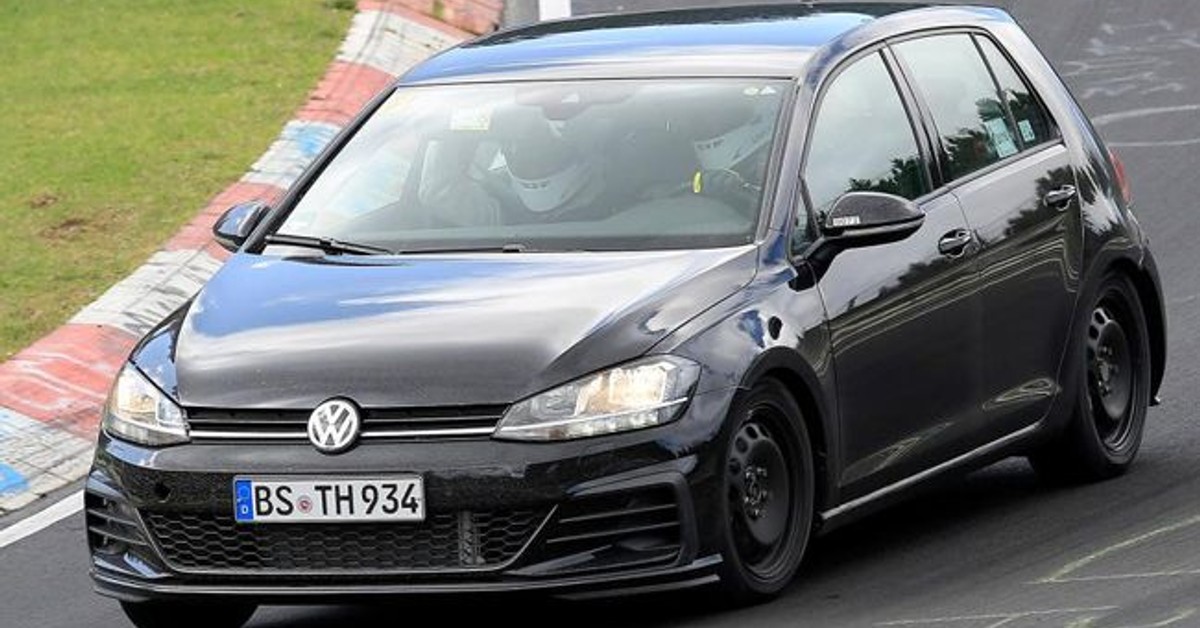 Volkswagen reveals MK8 Golf teaser at the annual meeting in Germany