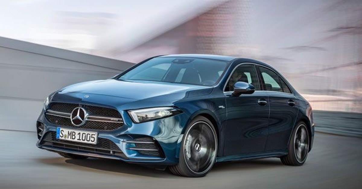 Mercedes-Benz unveils AMG A35 in sedan form