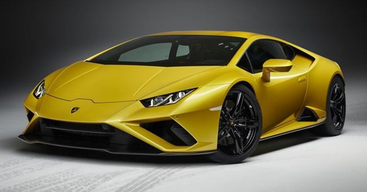 Lamborghini reveals RWD version of Huracan EVO
