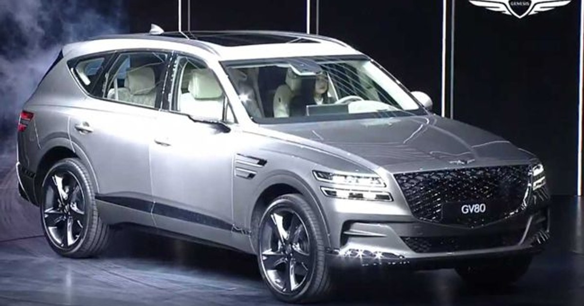 Genesis introduces GV80 luxury SUV