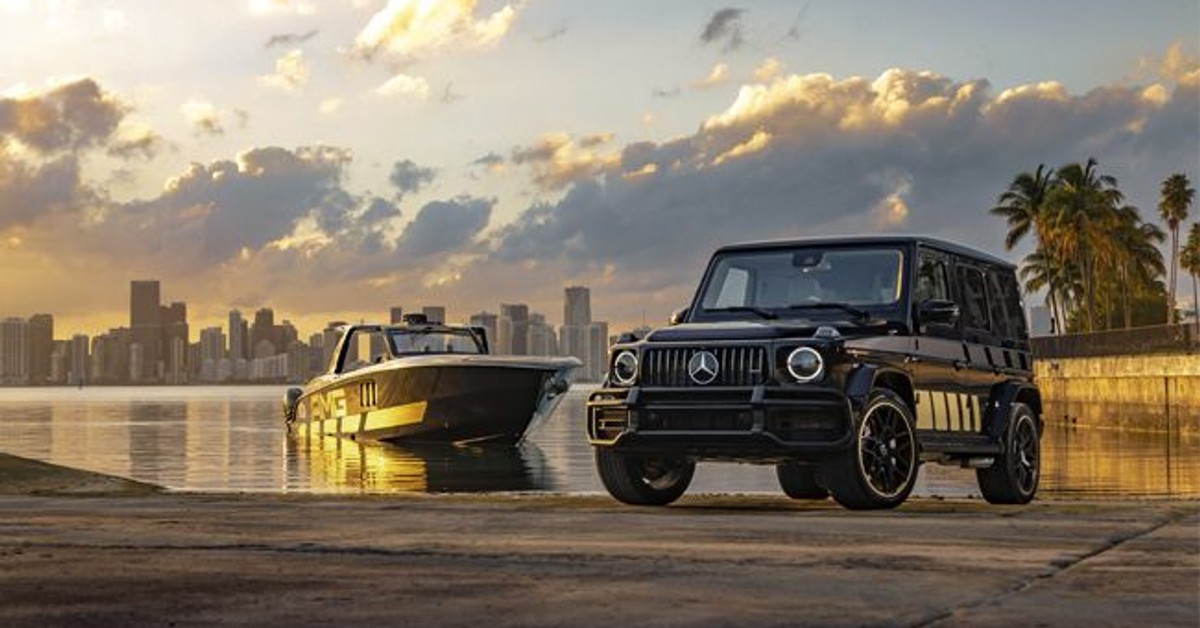 Mercedes-AMG and Cigarette Racing on sail!