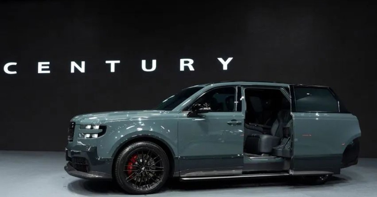 Say hi to Toyota new luxurious SUV, the Century