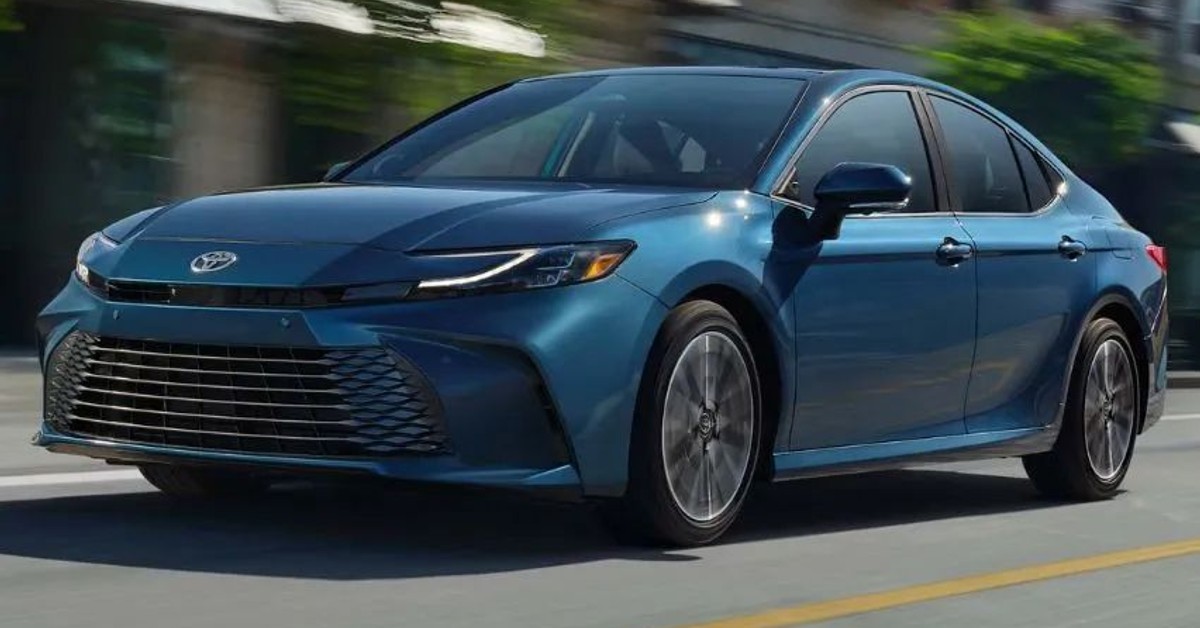 2025 Toyota Camry breaks cover in the US