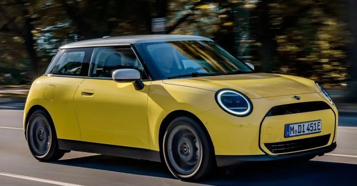 New Classic trim added to the 2024 Mini Cooper Electric lineup
