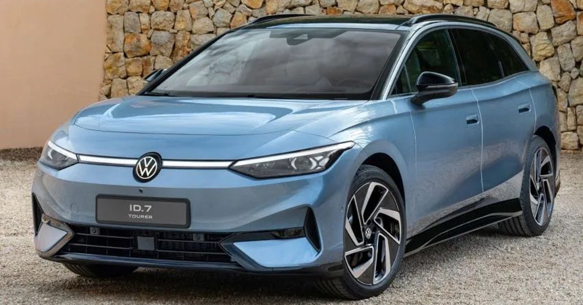 Meet the newest member of Volkswagen: The ID.7 Tourer all-electric wagon