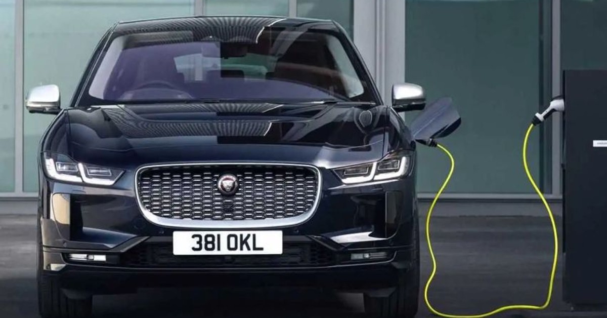 Jaguar plans to go all-electric by 2025