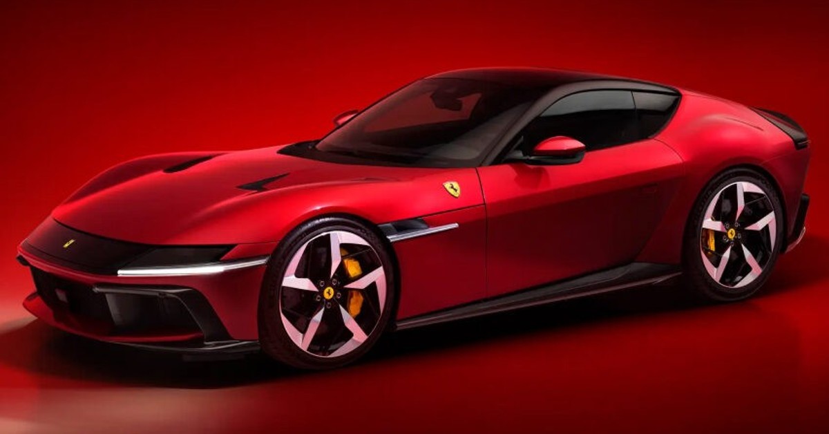 Ferrari introduces 12Cilindri with 830hp V12 engine