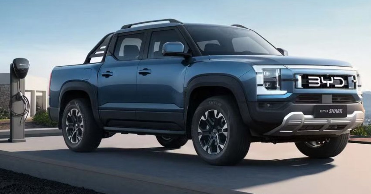 BYD Shark pickup truck debuts with a plug-in hybrid mill