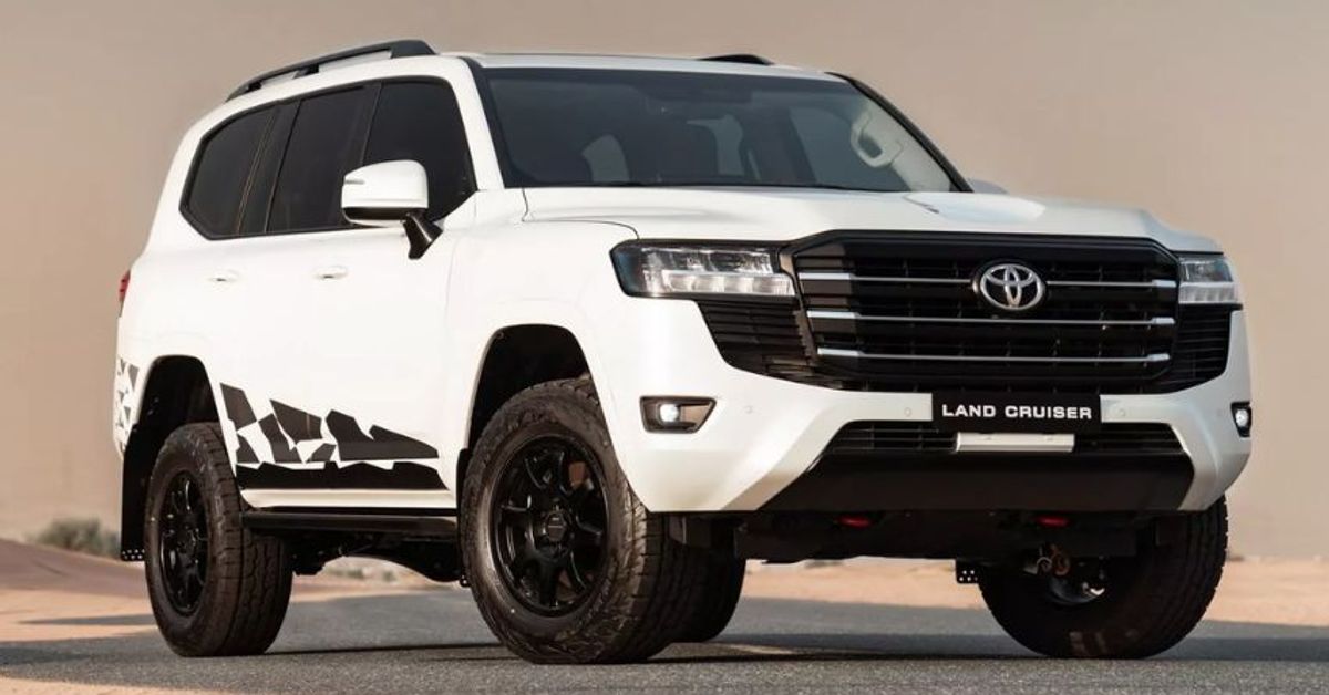 Toyota Land Cruiser celebrates 10th victory with special edition