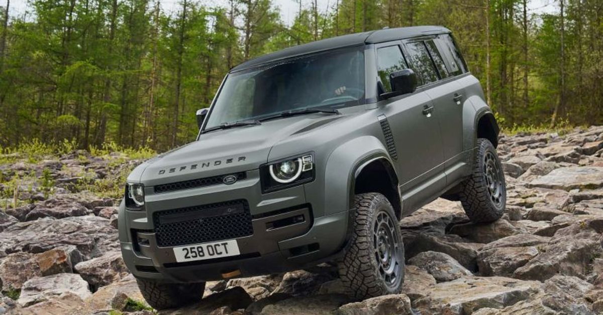 Land Rover introduces the all-new Defender Octa