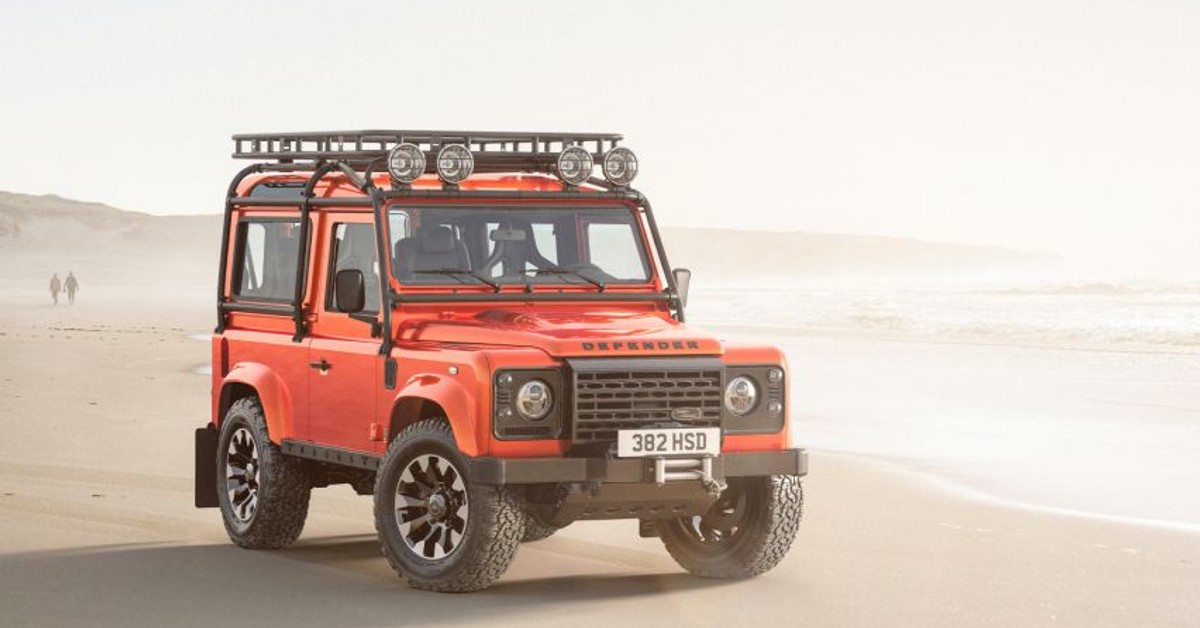 Land Rover's Bespoke Division brings back Classic Defender model