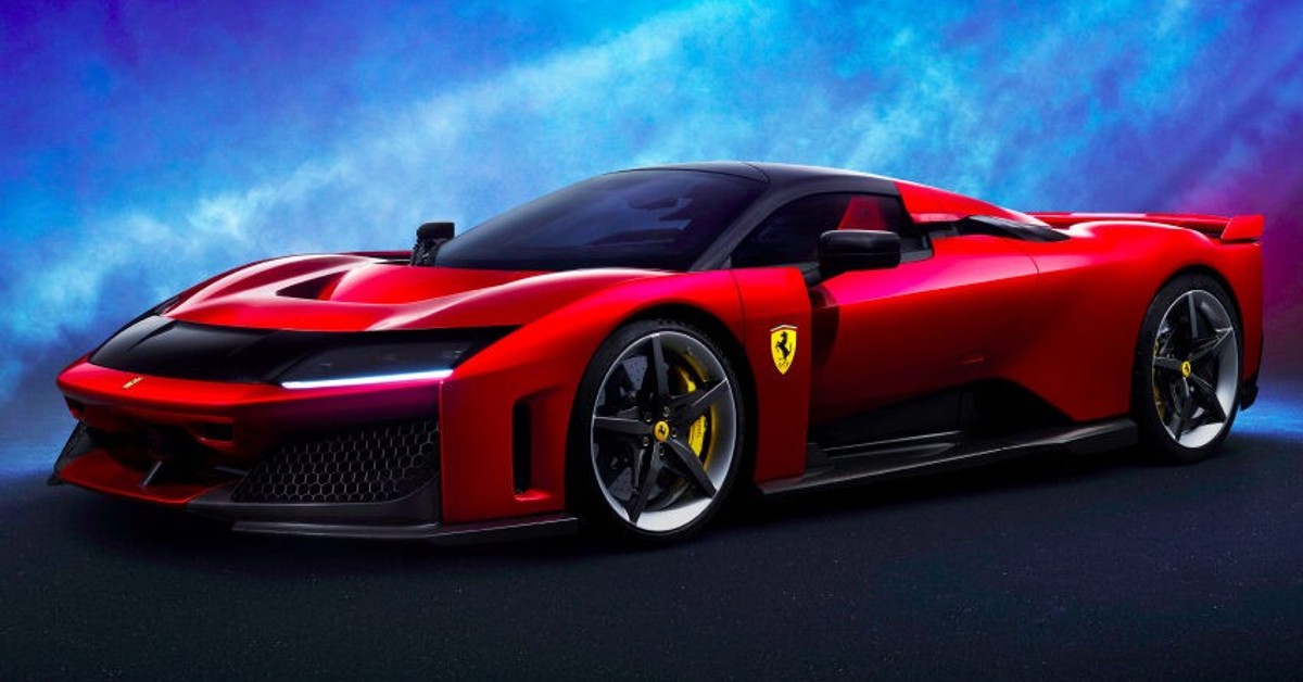 LaFerrari’s successor arrives in the form of the F80 hypercar
