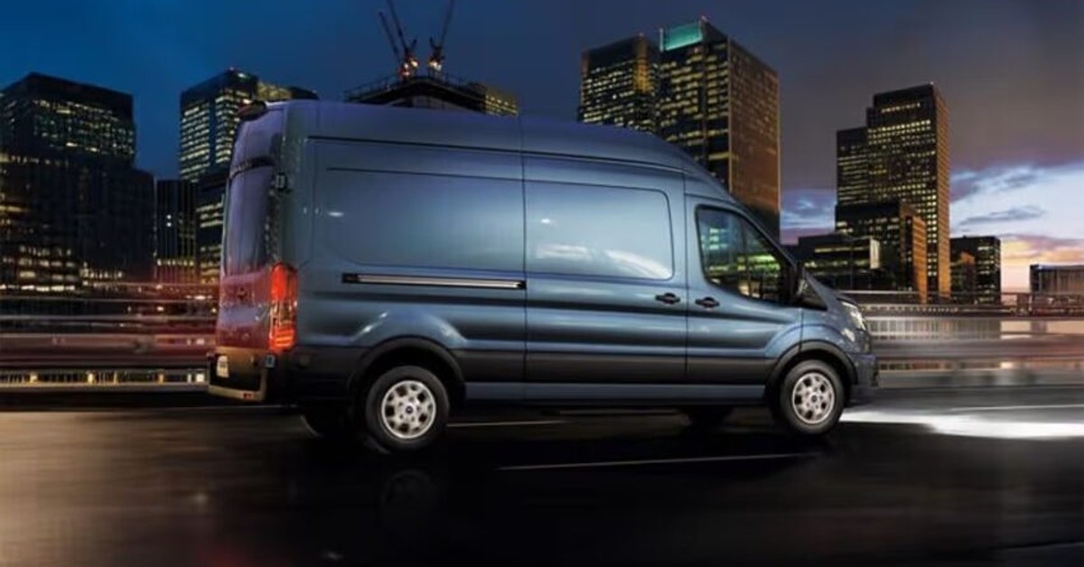 Ford Expands Middle East Commercial Lineup with New 2025 Transit in UAE