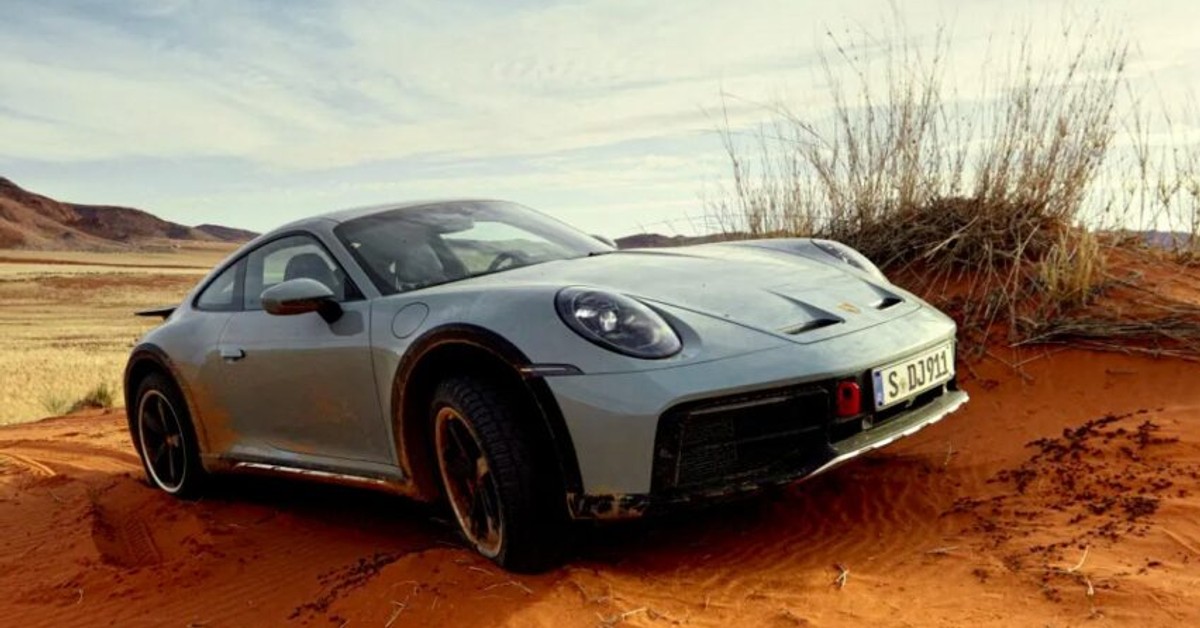 Porsche 911 Dakar Returns in 2026 with Hybrid Power