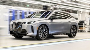 BMW iX Production Begins for 2025 Model with More Power and Range