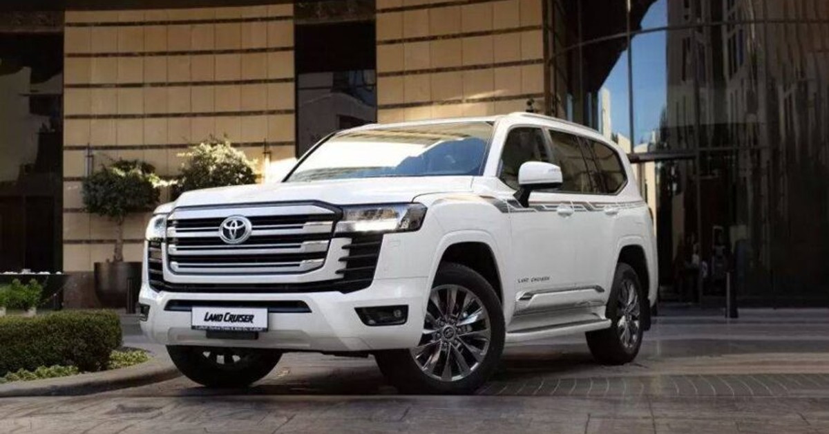 Top 10 SUVs Ruling UAE Roads in 2025: From Luxury Icons to Desert Beasts