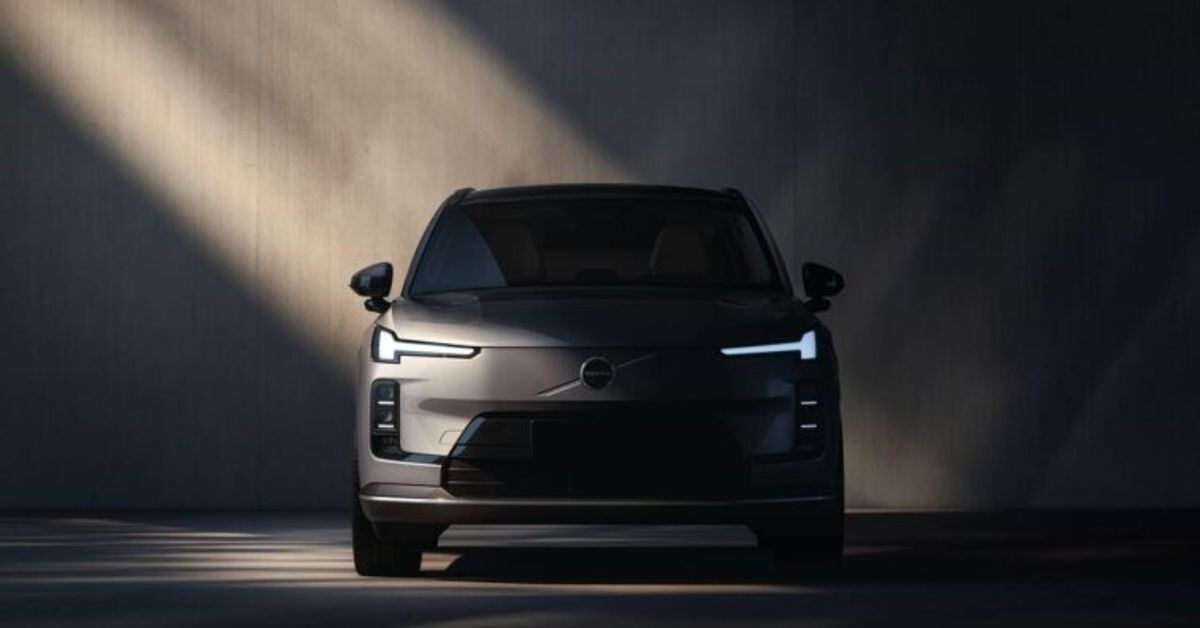 2025 Volvo XC70 Will Be a Full-Blown SUV - Details Leaked Ahead of Debut