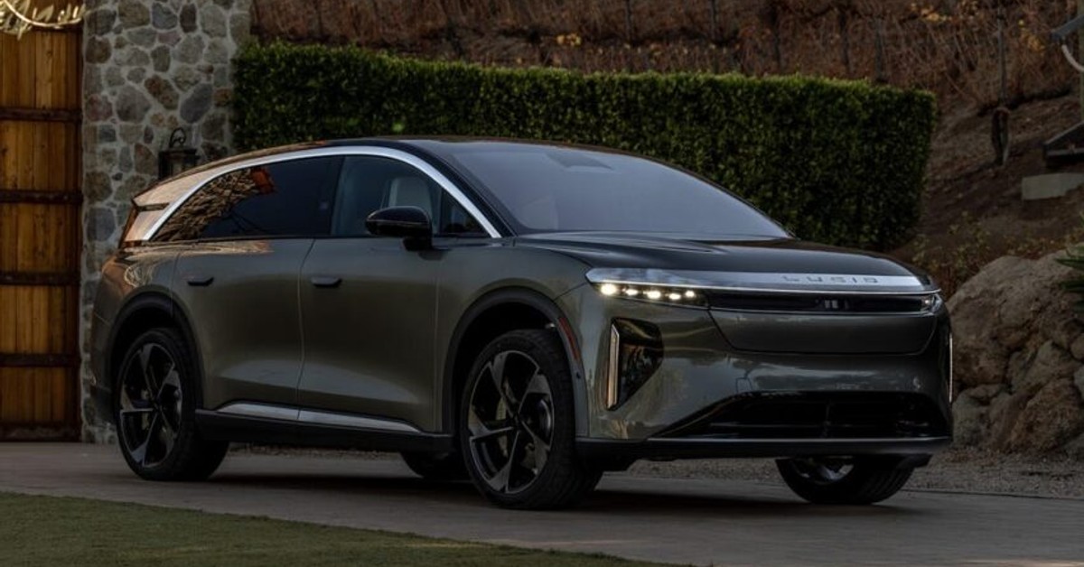 Lucid Gravity Arrives in the UAE: A Bold Step Forward for Luxury Electric SUVs