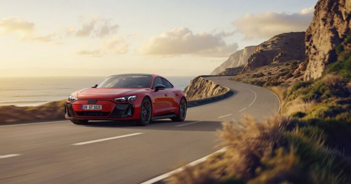 Audi e-tron GT Quattro Debuts with 622 km Range and Sharper Price