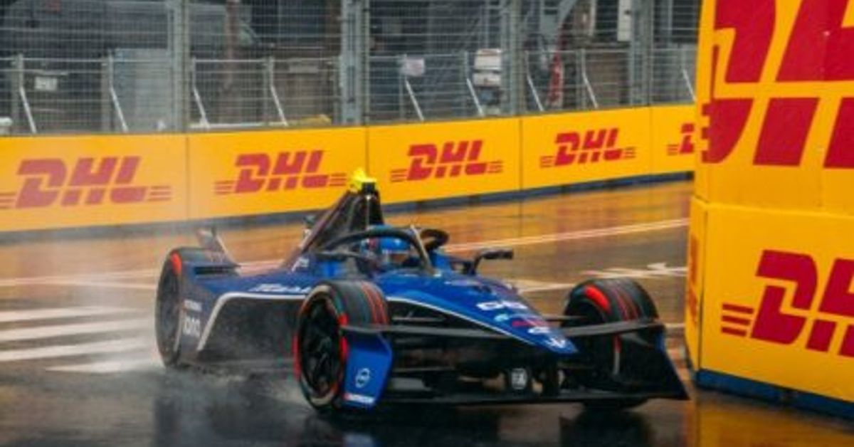 Victorious Vandoorne maintains Maserati MSG Racing's winning streak in Tokyo.