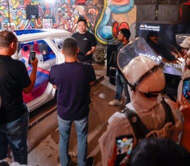 Media experts and influencers are challenged by Chery UAE to drill and smash the TIGGO 9 chassis.
