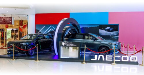 OMODA &amp; JAECOO Showcase Cutting-Edge Drive Tech at Al Wahda Mall Pop-Up