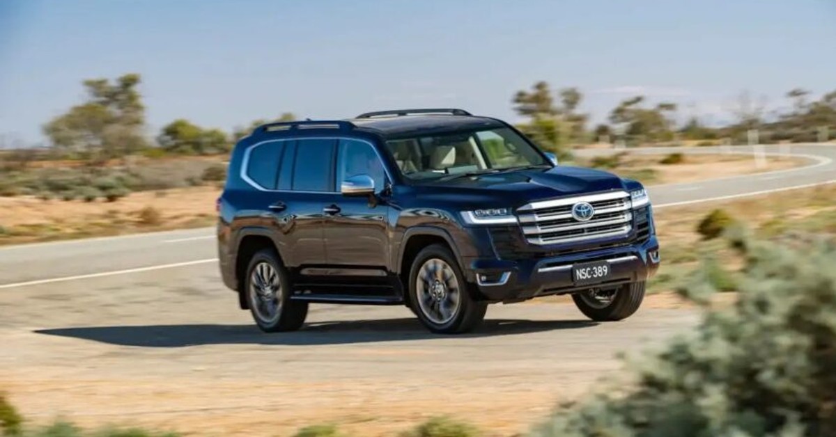 Toyota Confirms 2026 Land Cruiser 300 Hybrid with UAE Launch