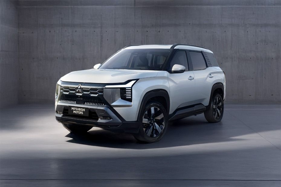 Mitsubishi Destination Exterior