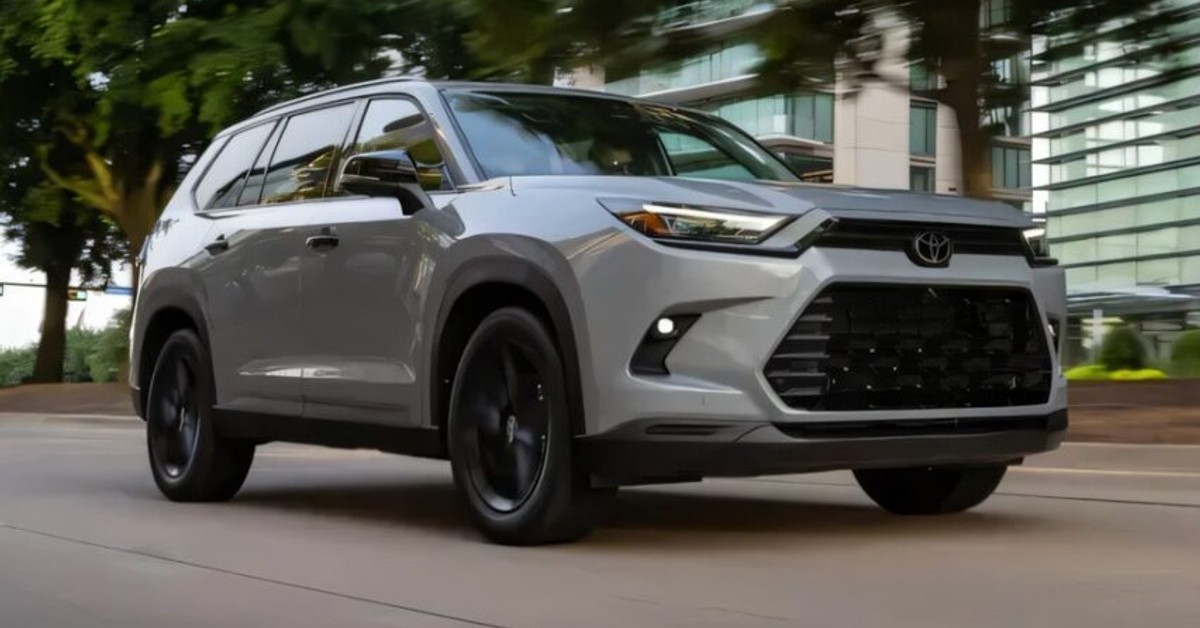 2026 Toyota Grand Highlander Arrives: Refined Full-Size SUV for the UAE