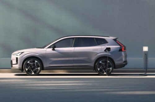 Volvo XC70 Revealed in China, Could Arrive in the UAE