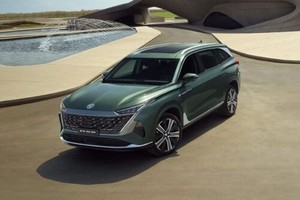 Is The MG RX9 Worth Your Investment? A Deep Dive