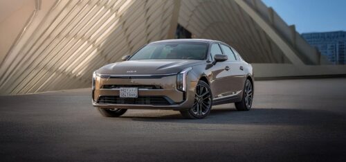 KIA K8 2025 Facelift Sedan Now in the UAE: What You Get, What It Costs