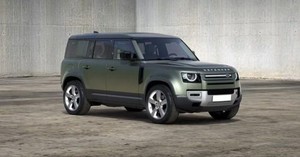 Land Rover Defender: Where Bold Exterior Meets Refined Interior