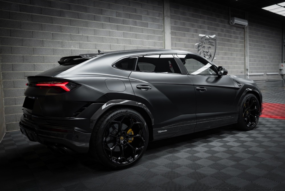 Top 10 Luxury Cars in Dubai