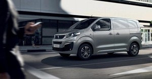 Peugeot Expert Powertrain Explained with Engine Performance, Efficiency and Driving Capability