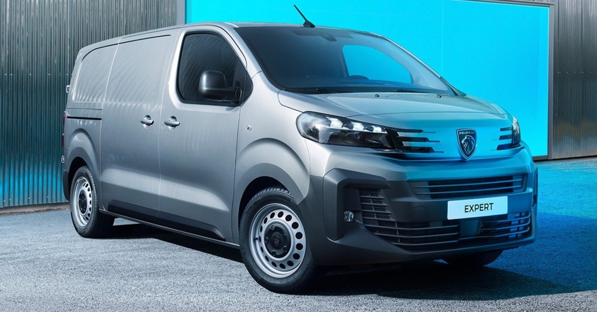 Peugeot Expert Shapes Work on Wheels with a Thoughtful Cabin and Purpose-Driven Exterior