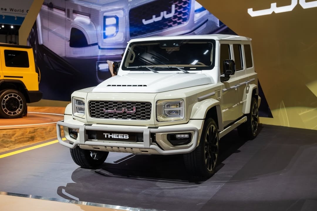 Theeb X01 Exterior