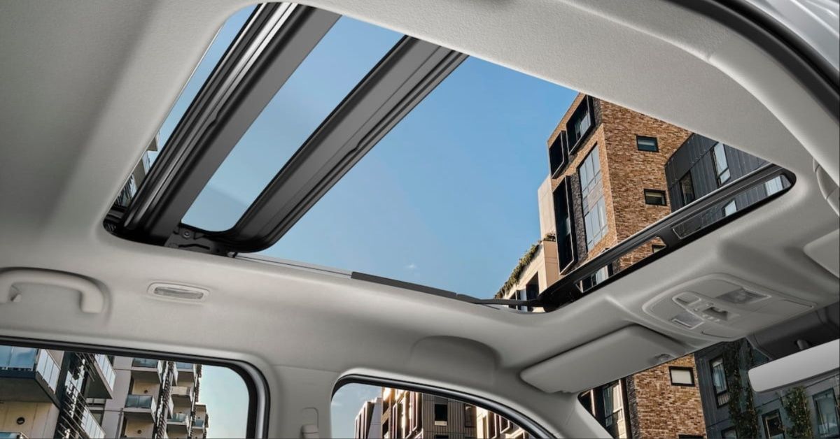 Suzuki Across Sunroof