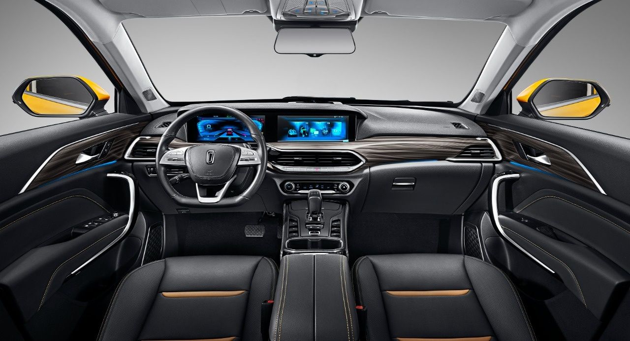 Bestune T77 interior with dual screens and premium dashboard design
