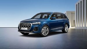 The Q7 Just Got Bigger, Bolder and Smarter. Audi's Most Important SUV Is Back