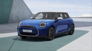 The New All-Electric MINI Cooper: Fun, Iconic, and Zero-Emissions Driving in the UAE