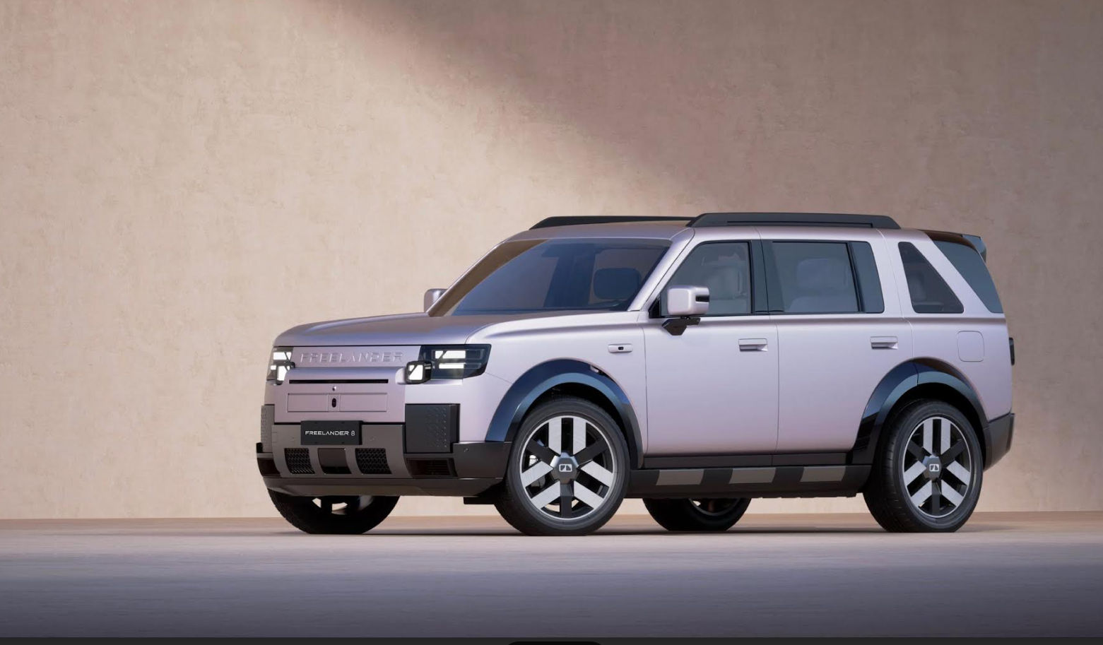 Freelander 8 side profile showcasing its boxy SUV design and premium road presence.