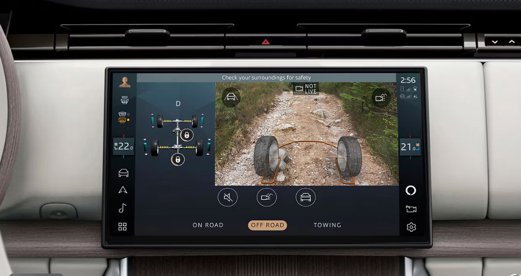 Range Rover off-road camera and Terrain Response display