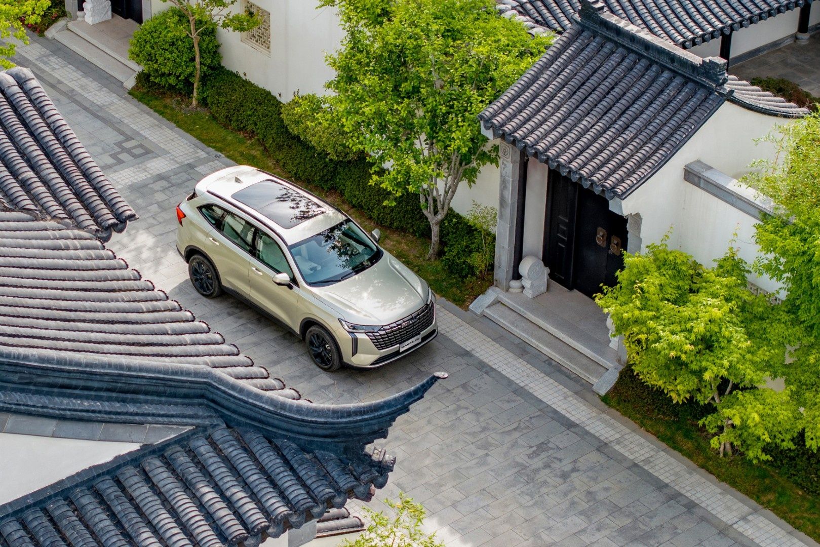 Haval H6 panoramic sunroof interior