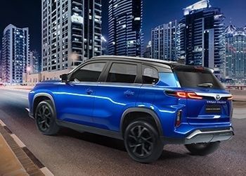 Toyota Urban Cruiser side front view