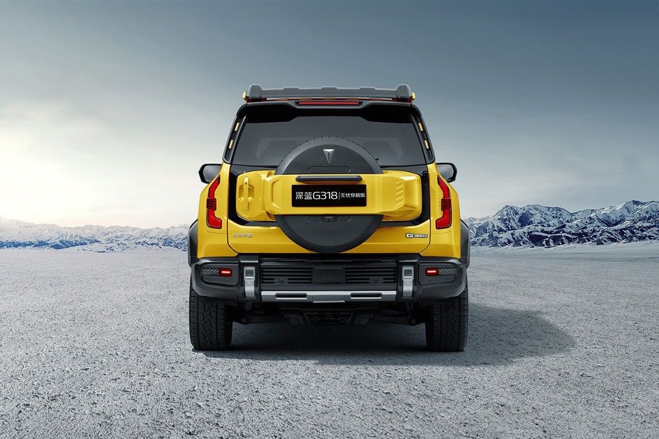 Deepal G318 rear view with spare wheel, LED taillights, and rugged styling