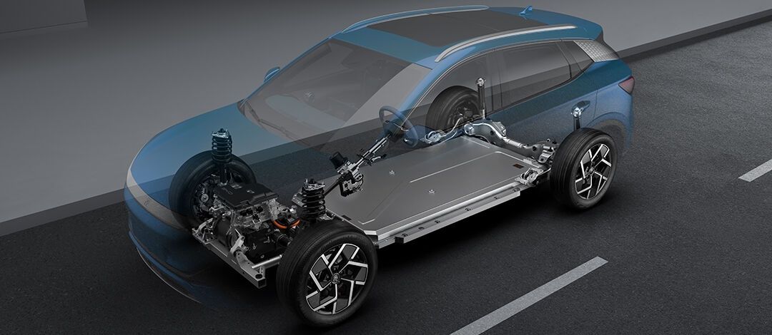 BYD Atto 3 e-Platform 3.0 with integrated LFP battery and electric drivetrain layout